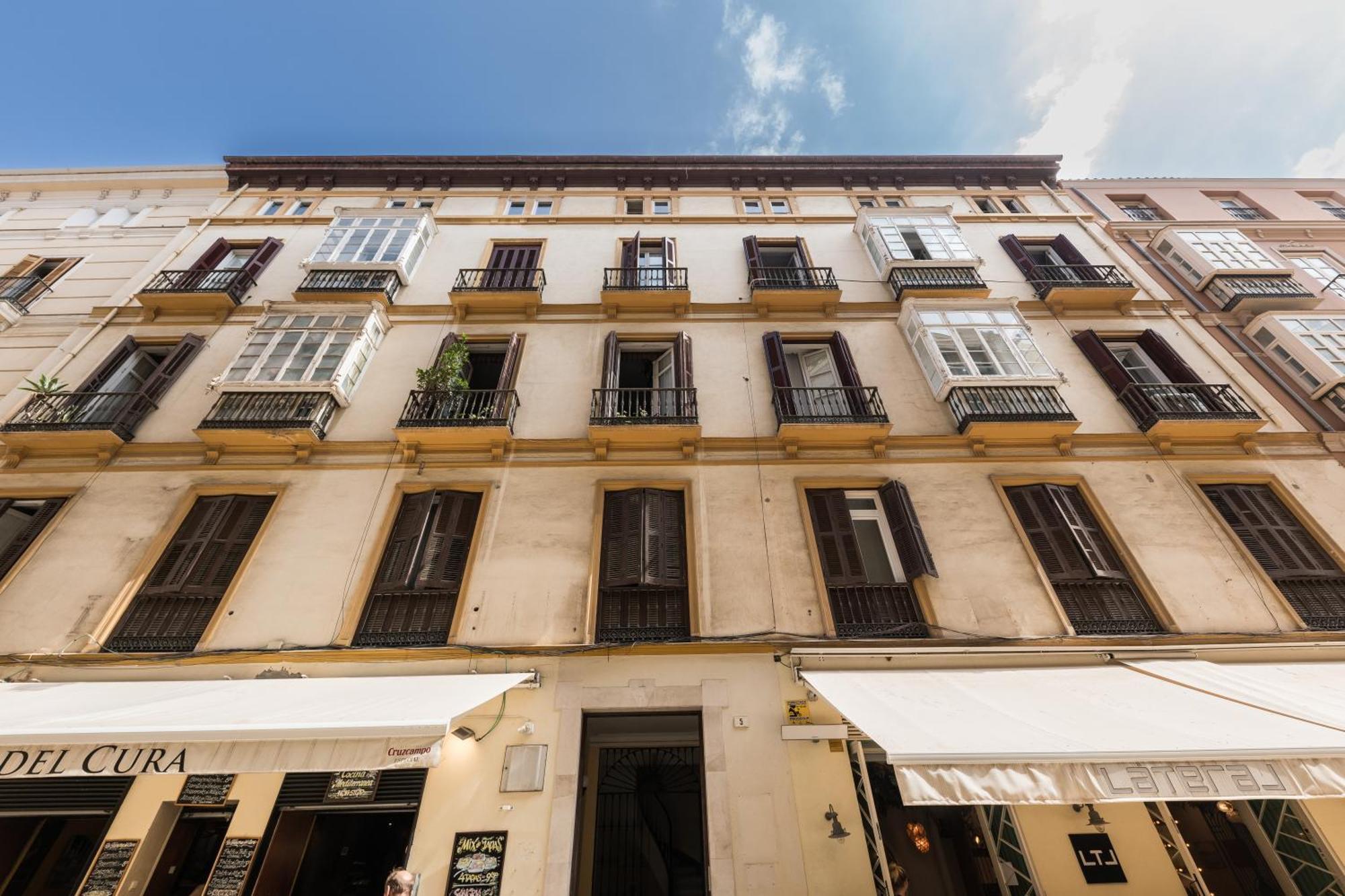 Homeclub Malaga Apartment Екстериор снимка