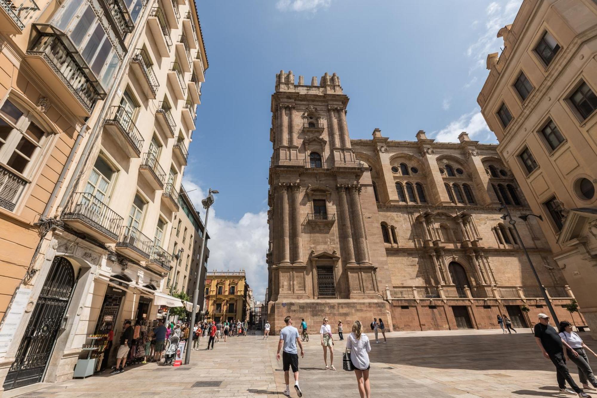 Homeclub Malaga Apartment Екстериор снимка