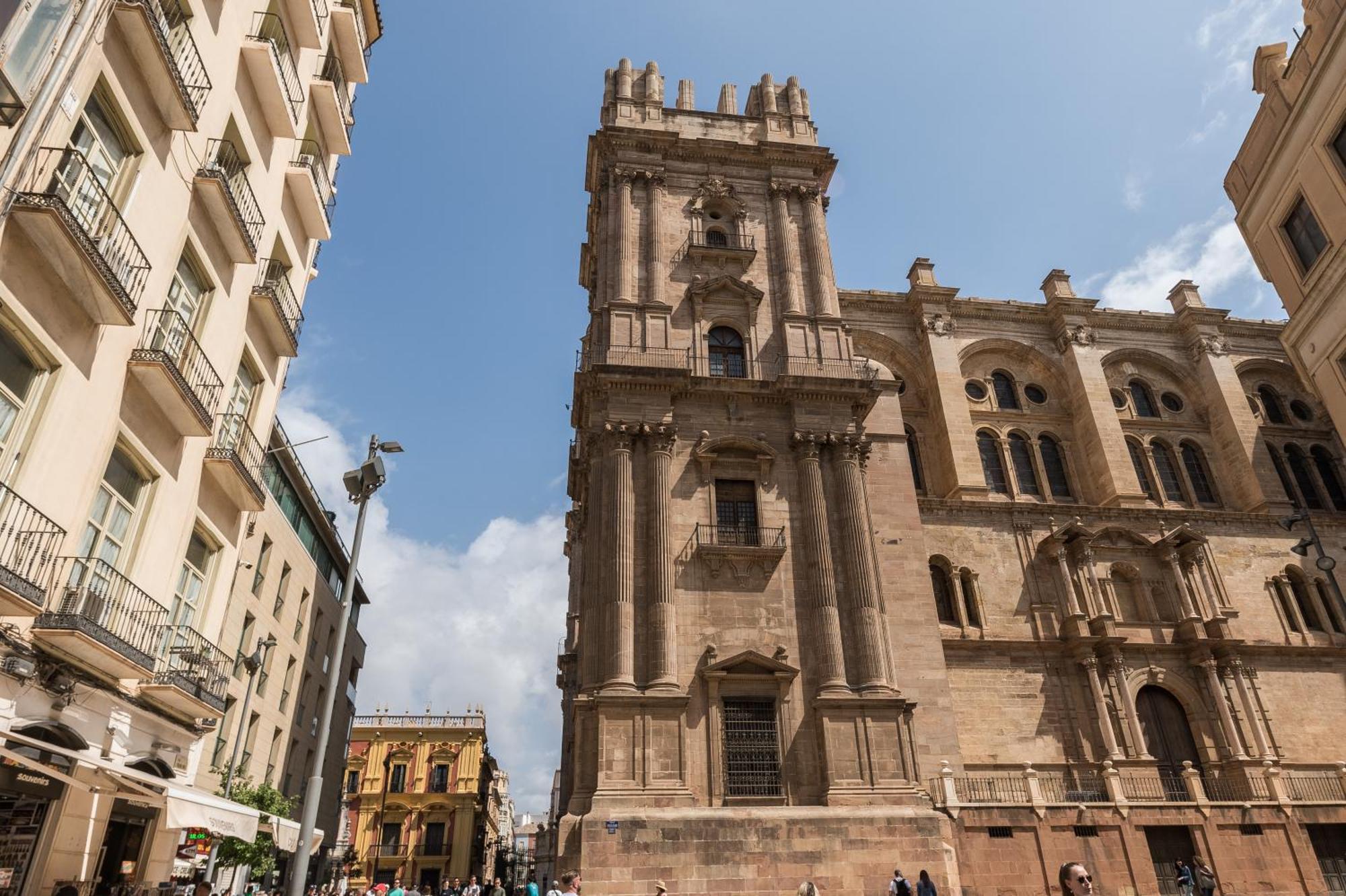 Homeclub Malaga Apartment Екстериор снимка